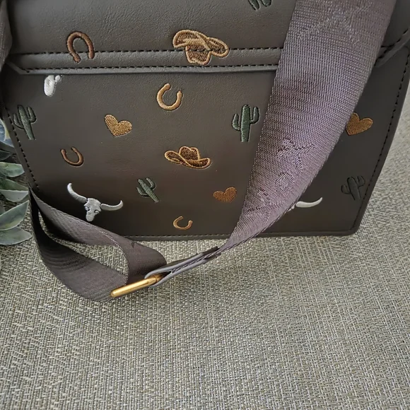 Betsey Johnson Dark Brown Western Mini Bag - Picture 5 of 9